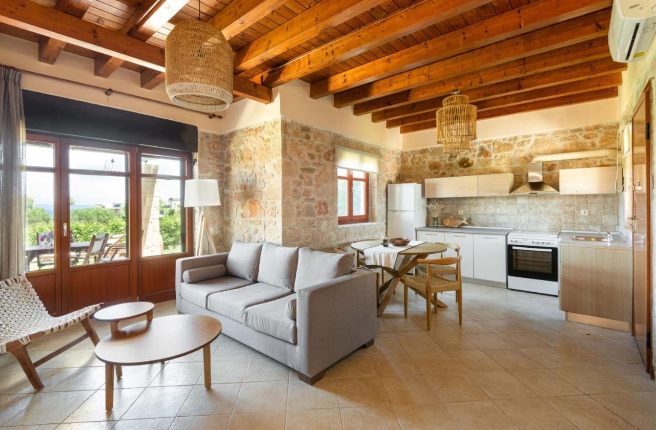 Rastoni Retreats #Feelslikehome Afytos Exterior foto