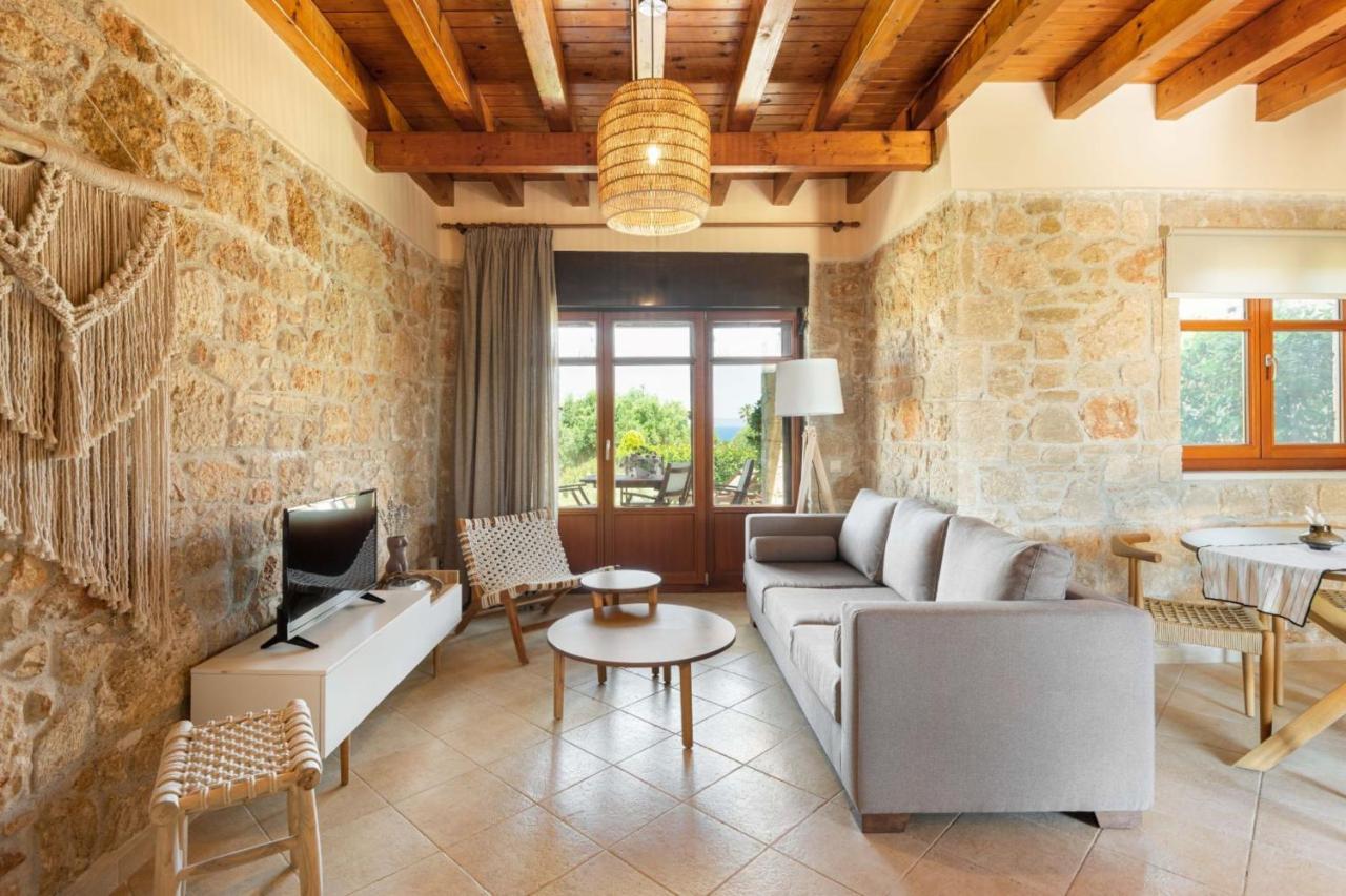 Rastoni Retreats #Feelslikehome Afytos Exterior foto