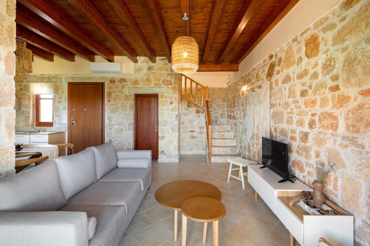 Rastoni Retreats #Feelslikehome Afytos Exterior foto