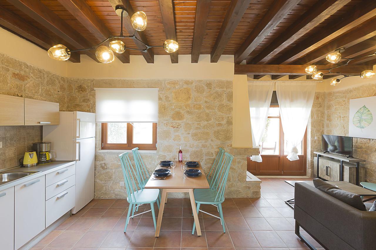 Rastoni Retreats #Feelslikehome Afytos Exterior foto